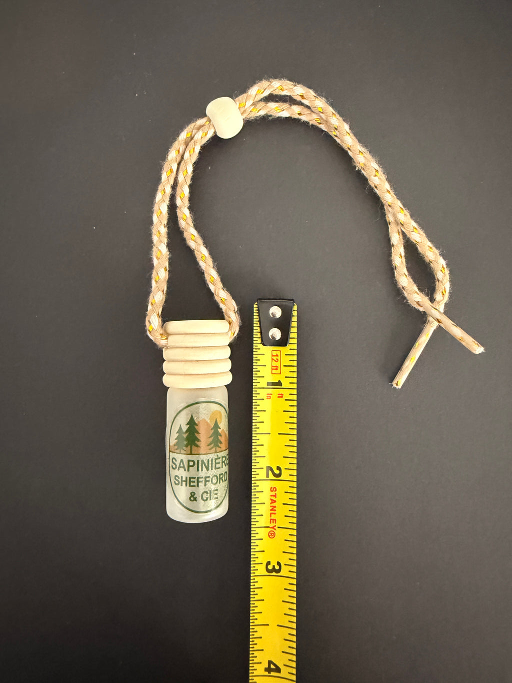 Diffuseur suspendu pour auto et petits espaces