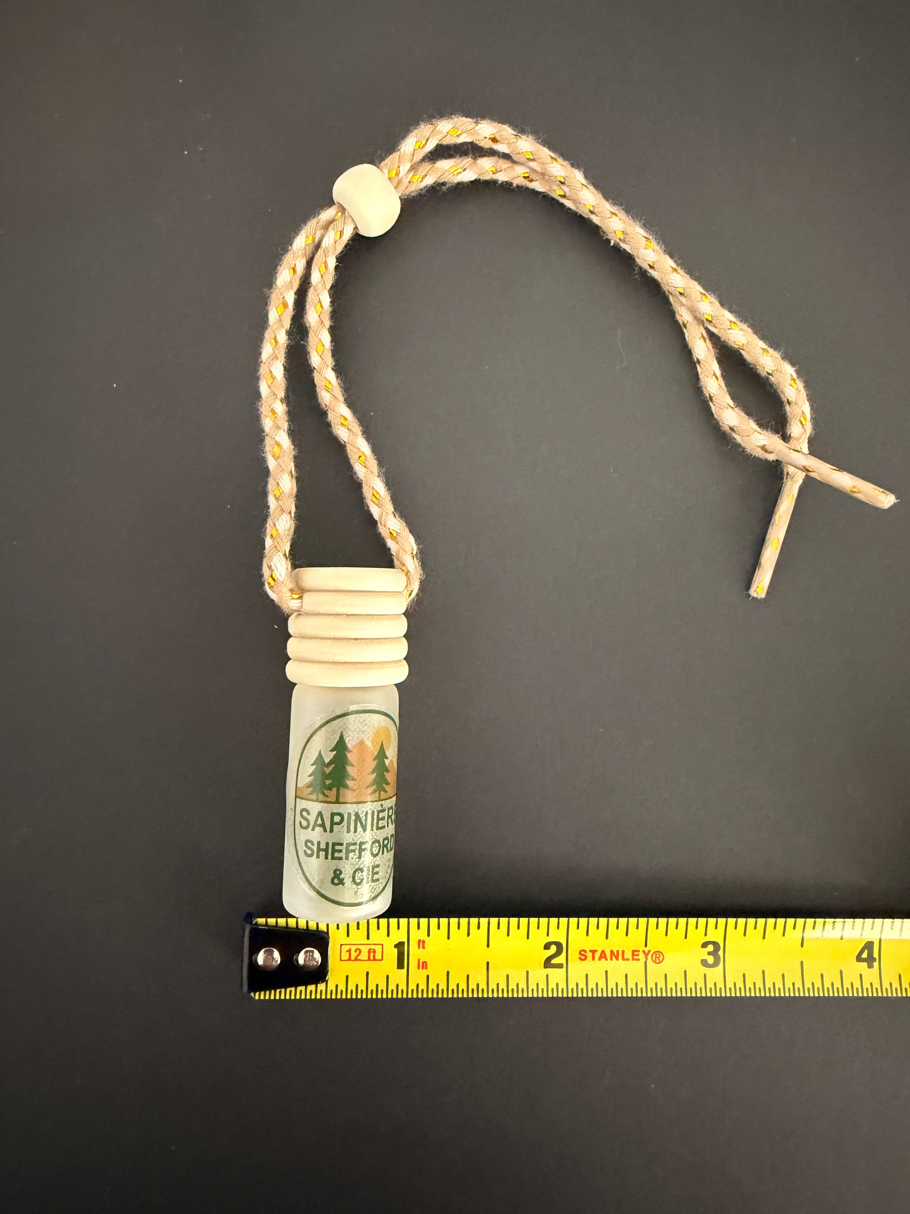 Diffuseur suspendu pour auto et petits espaces