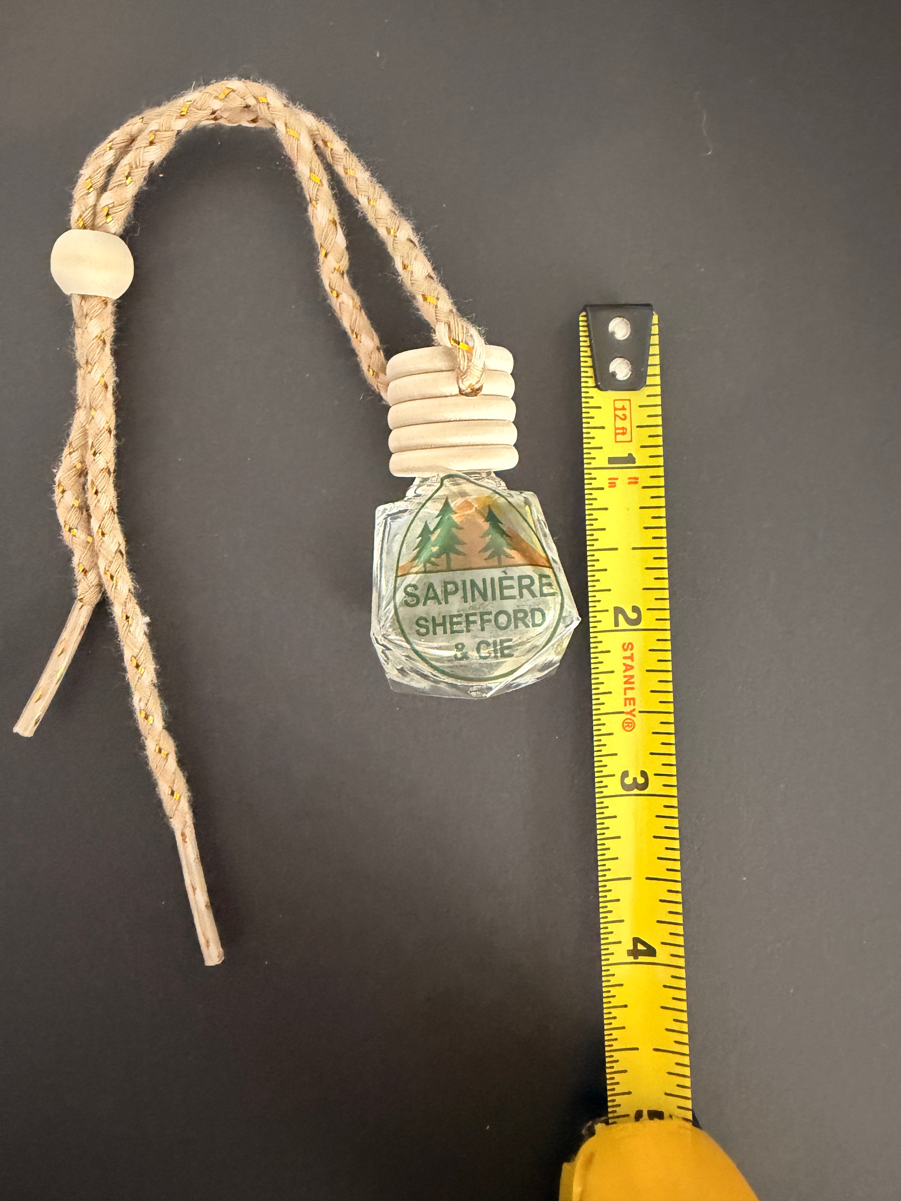 Diffuseur suspendu pour auto et petits espaces